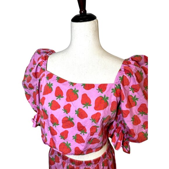 Megan Crosby Sophie Strawberry Print Puff Sleeve Crop Top & Pants Set | Organic - Picture 7 of 12